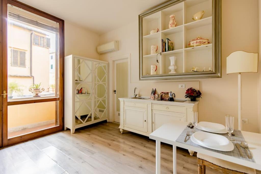 Charming Studio Next To The Duomo Florença Exterior foto